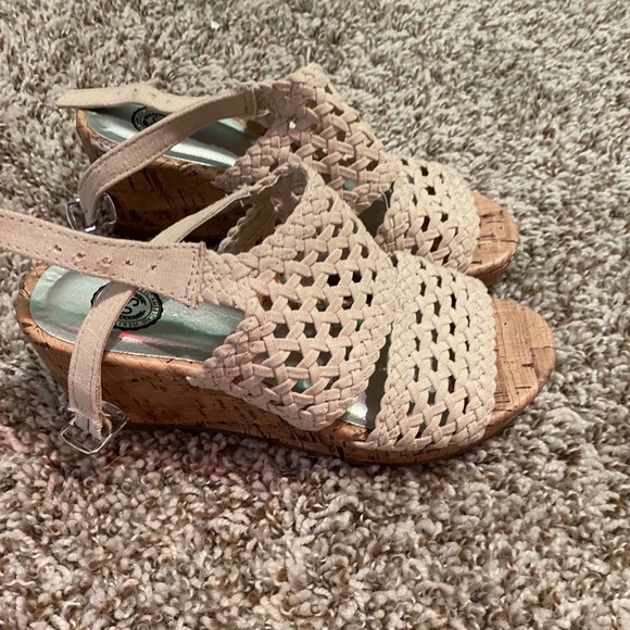 Girls Wedges - Picture 1 of 4